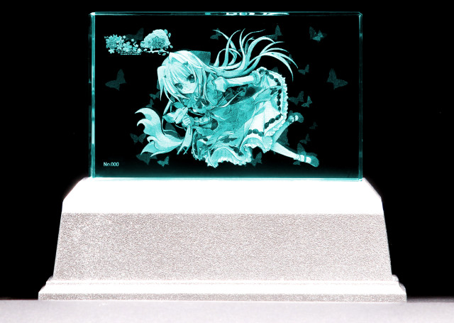 恋が咲くころ桜どき ティナ プレミアムクリスタル（シリアルナンバー入り）