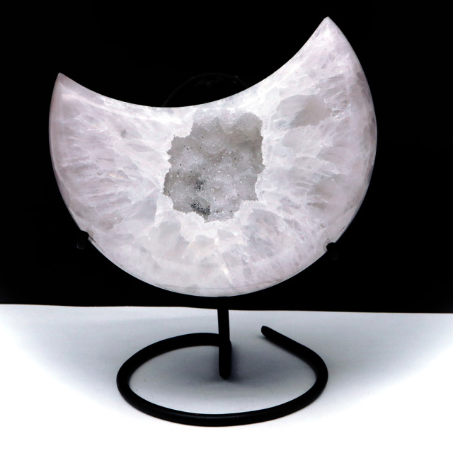 メノウ 月型 台付き 置き物 ブラジル産 アゲート 357g 瑪瑙 水晶