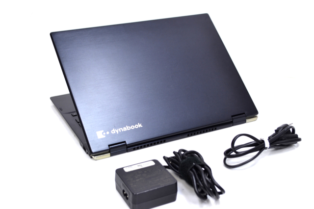 2-in-1 モバイル 東芝 dynabook VC72/D Core i7 7600U メモリ16GB