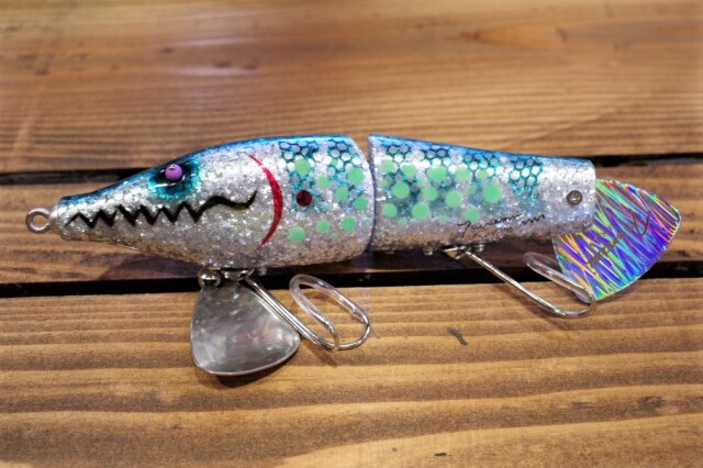 津波ルアーズ『Sweepy J Grande(スウィーピー・ジェイ・グランデ