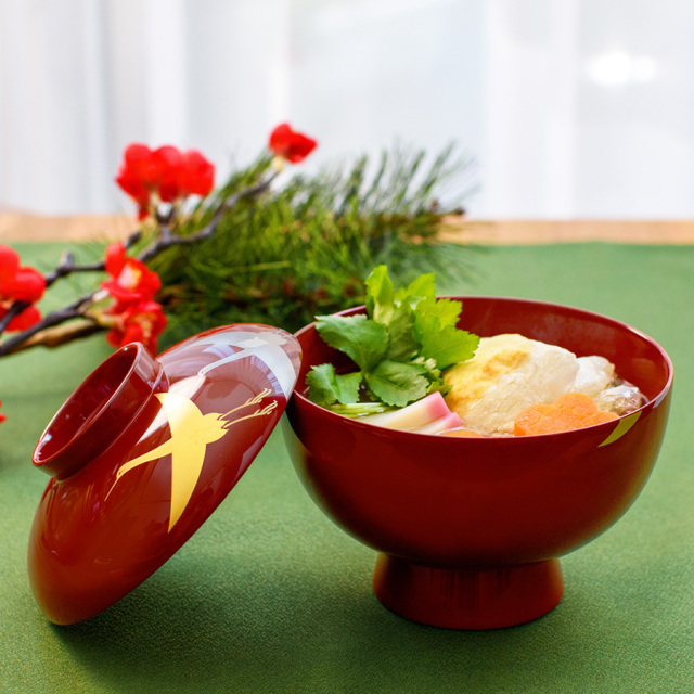 煮物椀 三羽鶴見返し松葉蒔絵 丸型 黒塗 漆塗 5客 在庫整理 雑煮椀 おせち