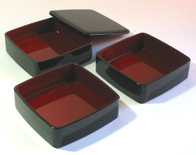 胴張三段重箱 隅丸 溜内朱 6.5寸 木製 漆塗りお重箱（製造中止） 漆器