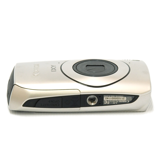 中古】キヤノン コンパクトデジタルカメラ IXY 30s シルバー【C】