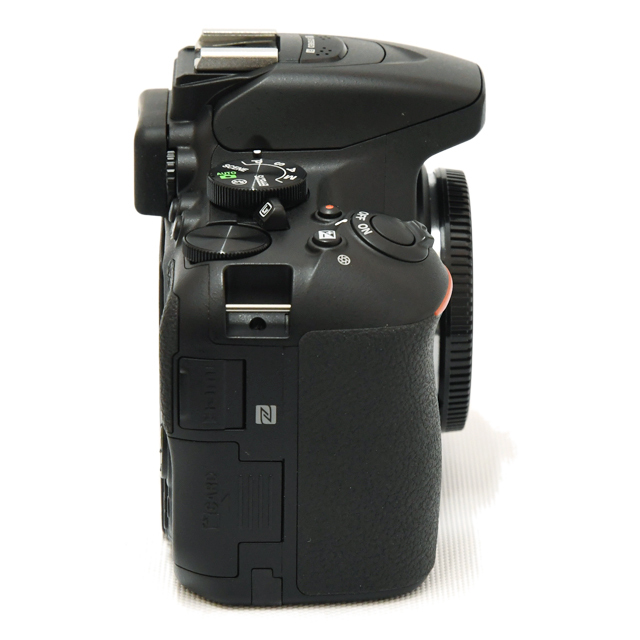 中古】ニコン デジタル一眼レフ D5600【A】15日間保証