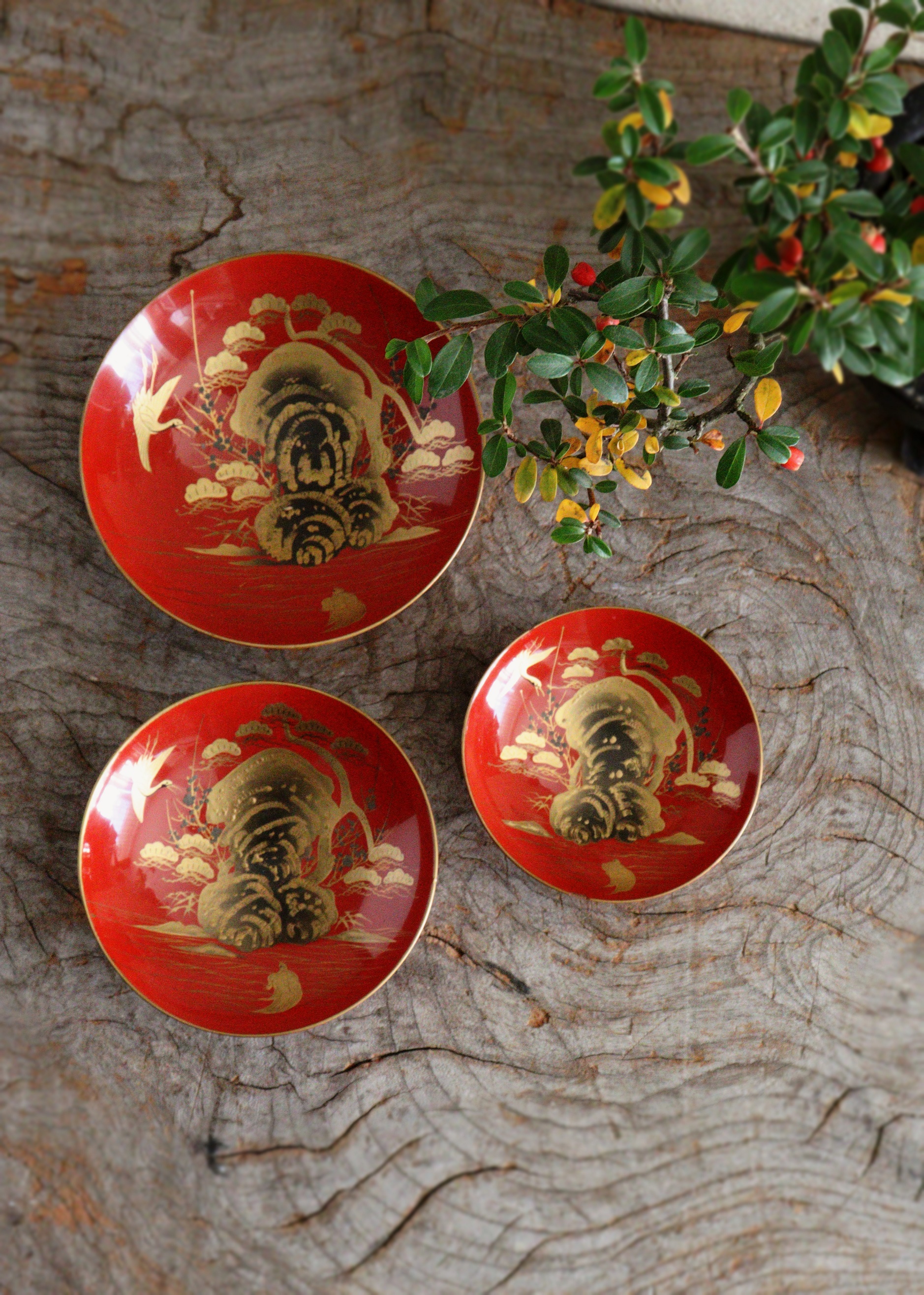 蒔絵三つ組盃 三宝 漆皿 漆器 漆盆 酒器 お正月