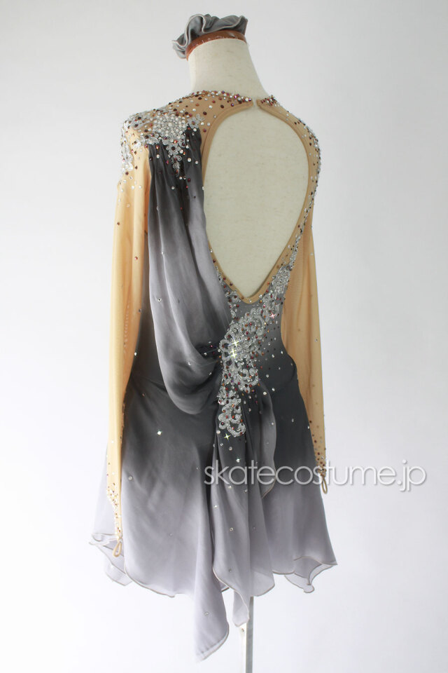 フィギュアスケート衣装・コスチューム VCT-056グレー 【スケート