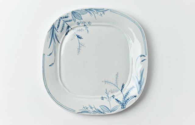 稲村真耶 印判双鶏文7.5寸丸四方皿 ｜ 暮らしのうつわ花田 和食器 通販