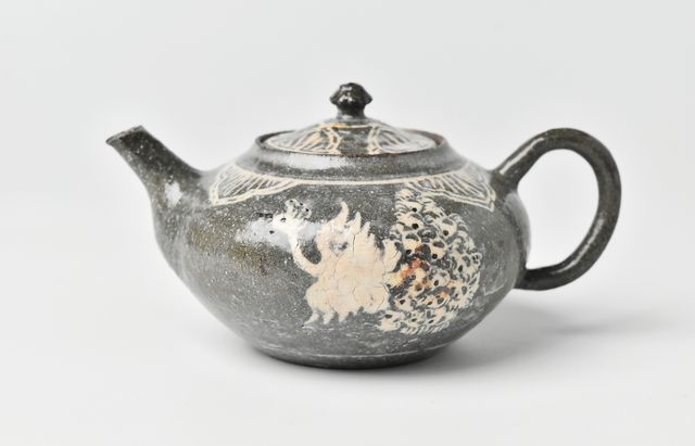 土本訓寛・久美子 34 焼締象嵌蓮弁皿（大） ｜ 暮らしのうつわ花田 和