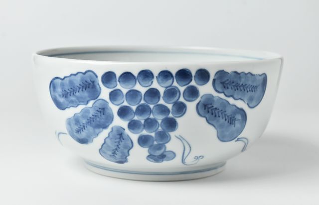 九谷青窯 147 葡萄文深鉢 ｜ 暮らしのうつわ花田 和食器 通販