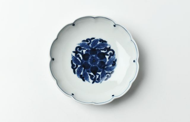 岩永 浩 唐草丸文輪花4.5寸皿 ｜ 暮らしのうつわ花田 和食器 通販