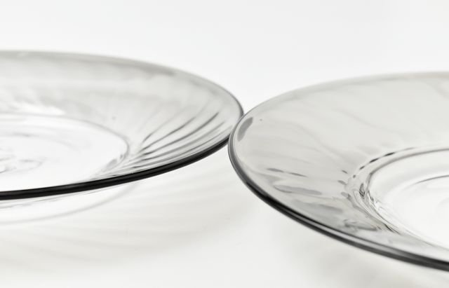 河上智美絞りリム7寸皿（グレー）｜暮らしのうつわ花田和食器通販