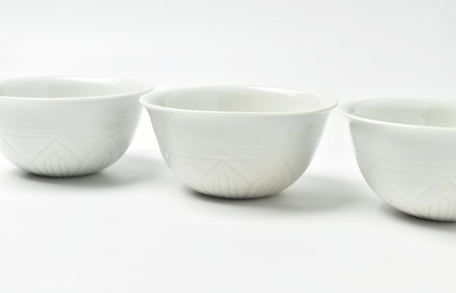 松本郁美 14 貫入灰釉花文装飾碗 ｜ 暮らしのうつわ花田 和食器 通販