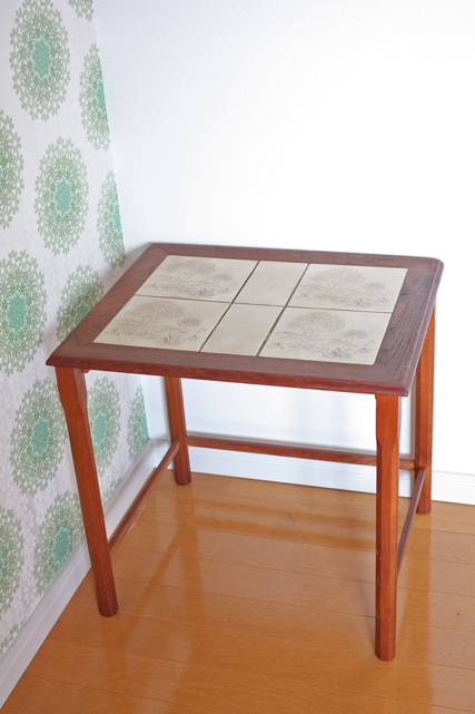 PetaPeta北欧雑貨ショップ＞＞チーク素材＞＞タイルトップテーブル