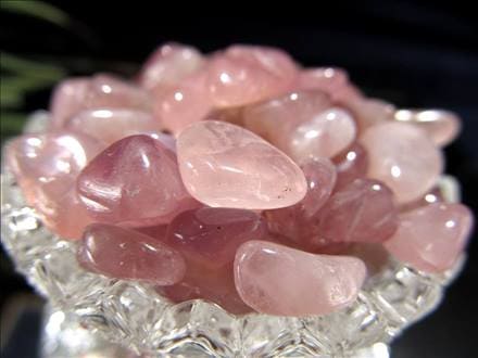 ◇希少!!ピンクパープルカラー◇果実の名がつく天然石◇恋愛・愛情運を