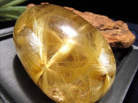 バイヤー厳選!!至高の逸品】☆超透明水晶に映える!!極太黄金太陽放射