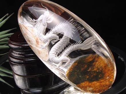 ◇龍神の息吹を宿す逸品◇大迫力！極みの彫刻◇庭園水晶×立体龍神