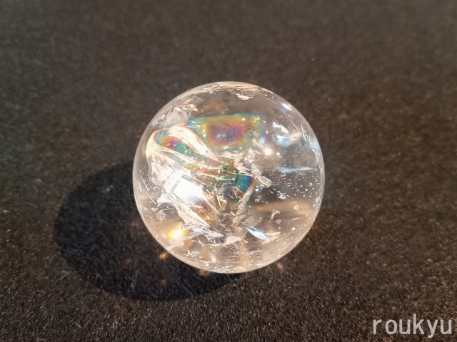 虹入り水晶丸玉（丸玉）【R-Quartz24-002】