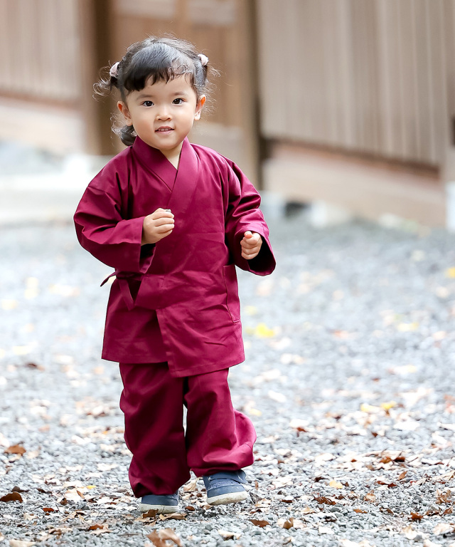 綾織子供用作務衣 16番色 エンジ | 作務衣・甚平通販 和粋庵