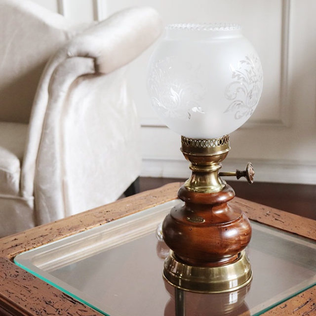 イタリア製 アンティークテーブルランプ｜輸入照明通販 Y-KAGU