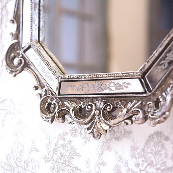 ロココデコ ウォールミラー 壁掛け鏡（シルバー）｜Y-KAGU(輸入家具屋