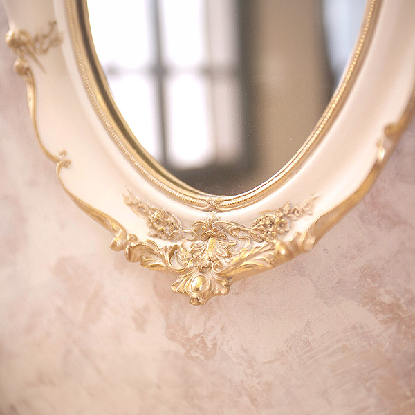 ロココデコ オーバルウォールミラー 壁掛け鏡（ホワイト）｜Y-KAGU