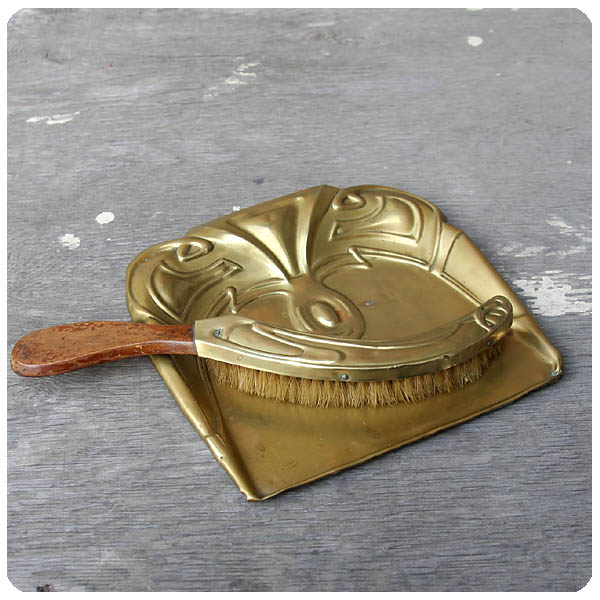 イギリス アンティーク 卓上ダストパン＆ブラシ 真鍮製 ブラス