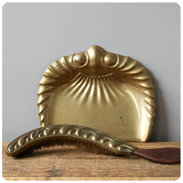 イギリス アンティーク 卓上ダストパン＆ブラシ 真鍮 ちりとり 雑貨