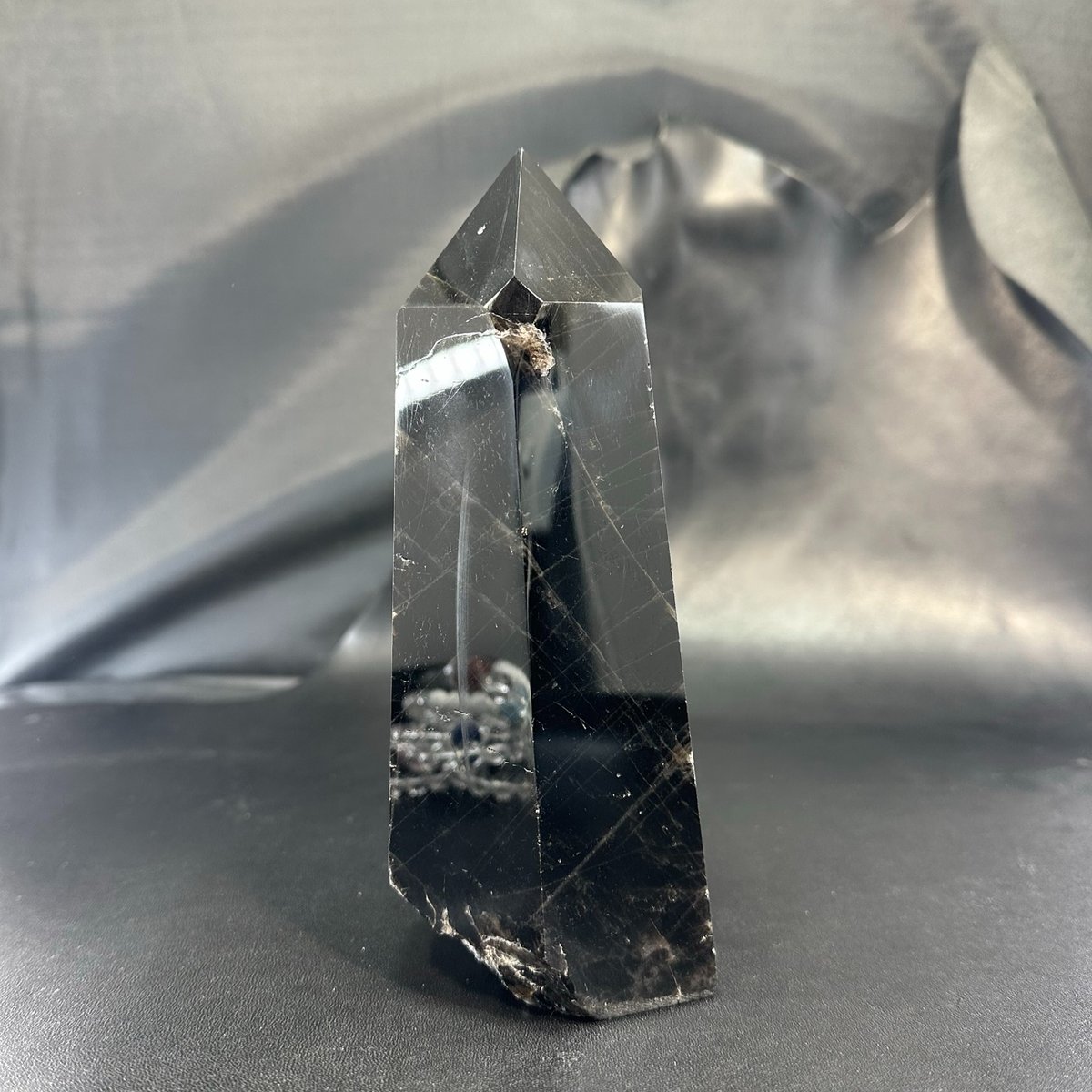 モリオン（黒水晶）ポイント 置き石 高さ17.5cm | うさぎ屋