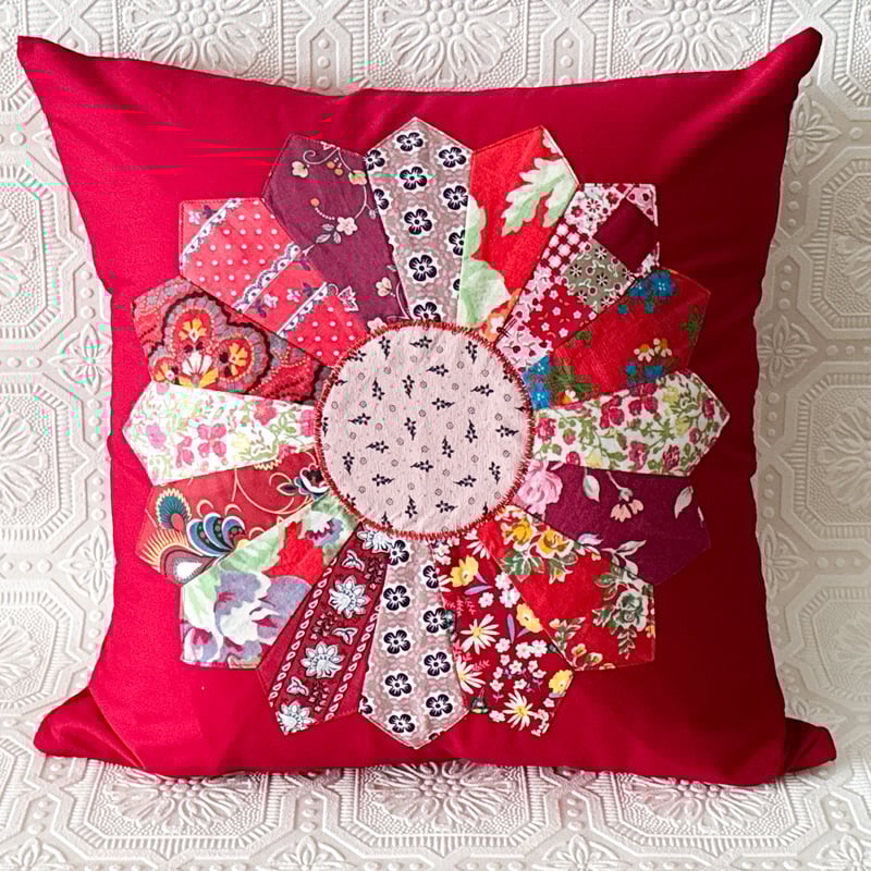 フランス製レザビヌフ LES HABITS NEUFS パッチワーク クッション