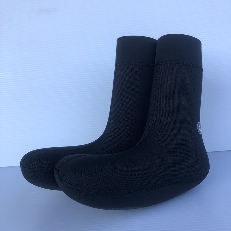 SURF8 5mmラウンドマグマソックス | SUP Colony