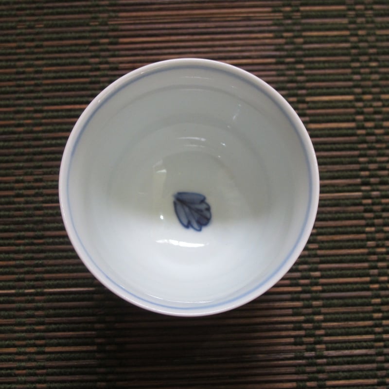 有田焼・しん窯（青花）・ぶどう絵茶器セット | 肥前陶磁ギャラリー妻