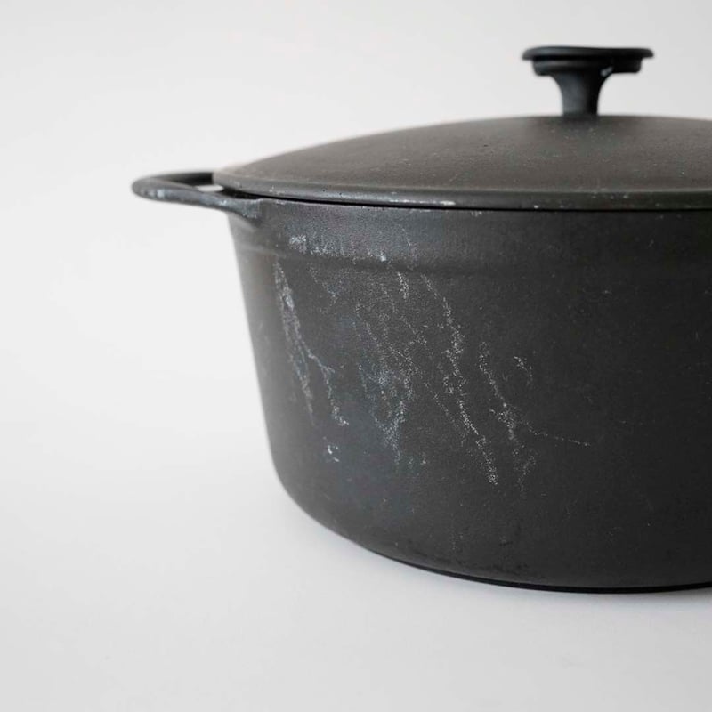 ル・クルーゼ・クーザンス /黒 | 黄魚オンラインショップ