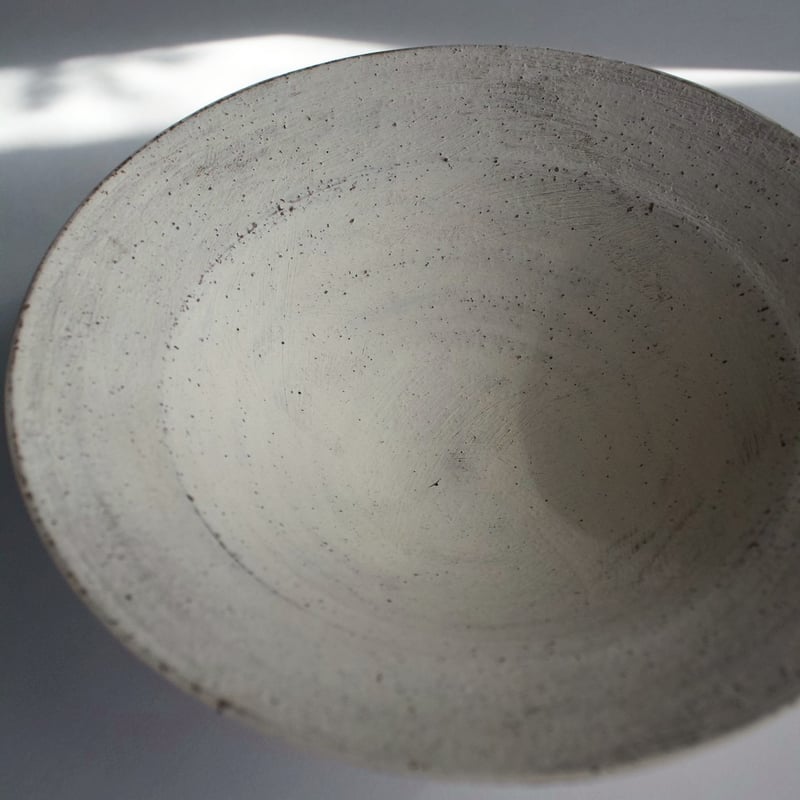 二階堂明弘 no.12 やきしめリム鉢（白） | eatrip soil