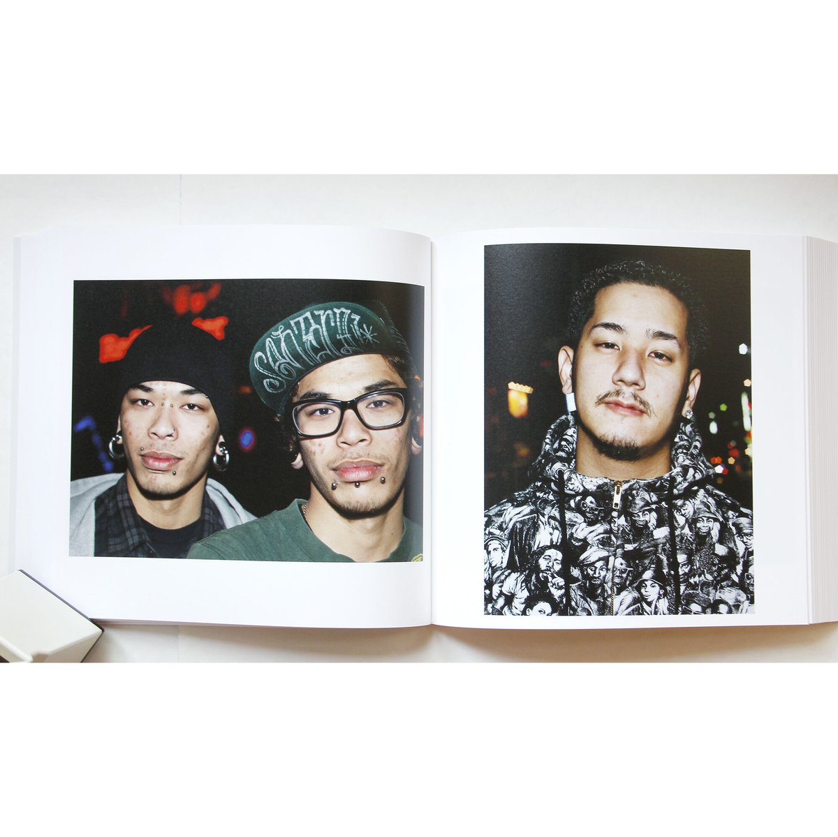 石川竜一『okinawan portraits 2012-2016』（サイン入り） | Fug