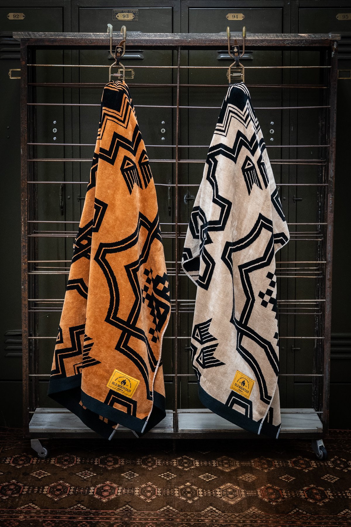 kakemono.夏 | old mountain