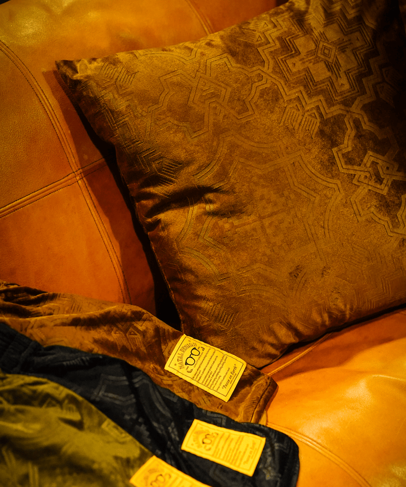 Veroa Cushion Cover | old mountain