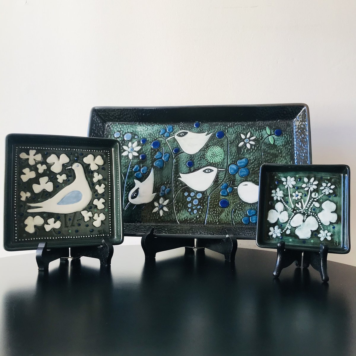 Sylvia leuchovius 】4羽の鳥の絵皿陶板《Rörstrand》 | suga