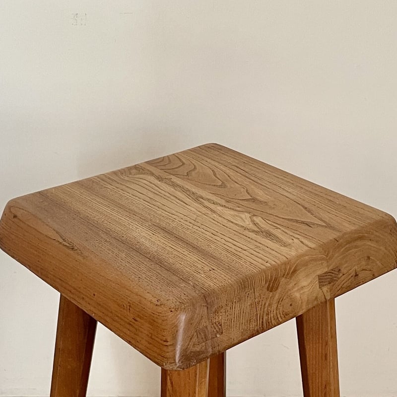 S 01 Stool with 