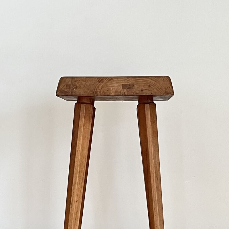 S 01 Stool with 