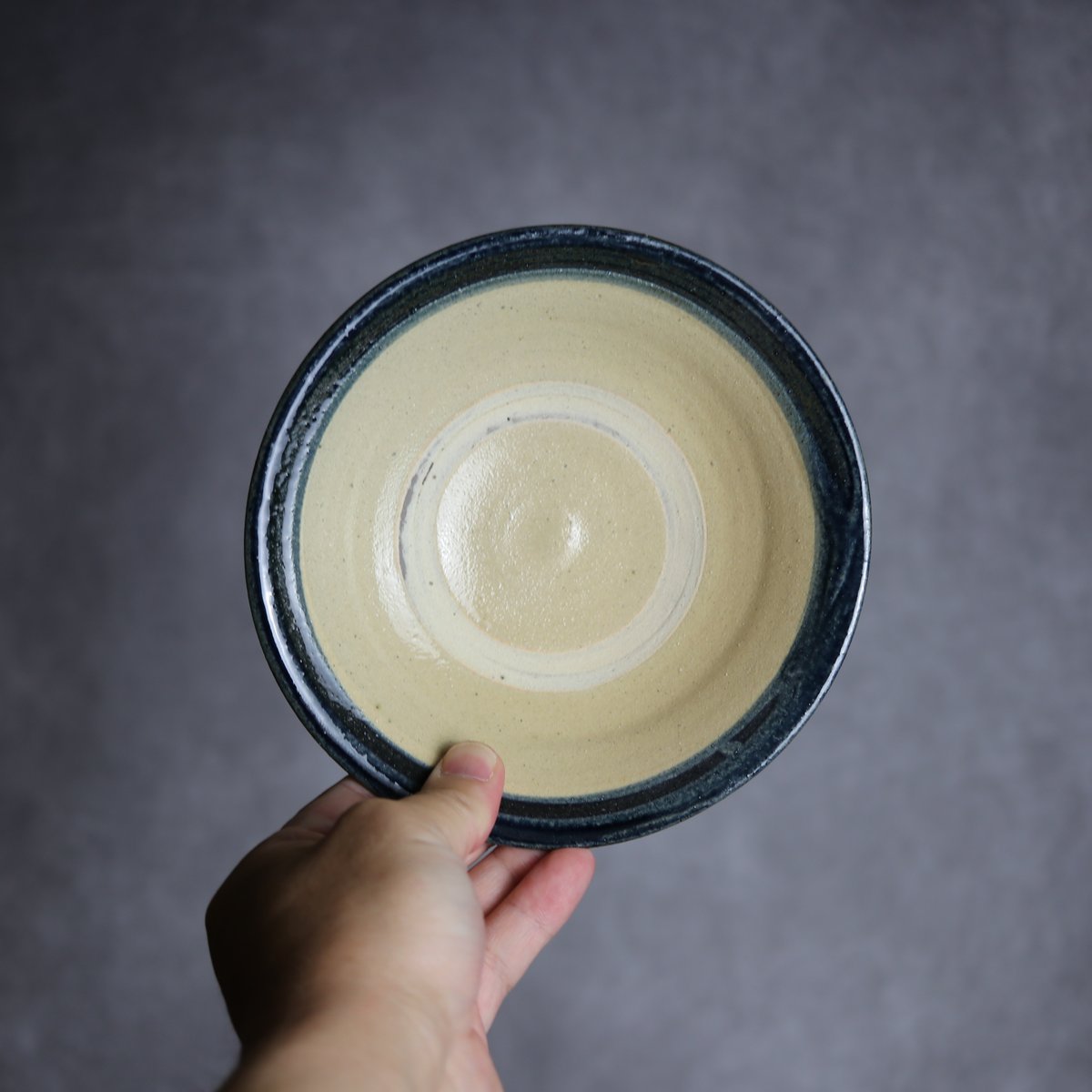 5寸皿1 呉須釉 指描 やちむん 陶器 北窯 宮城正享工房:7005004 | MADE