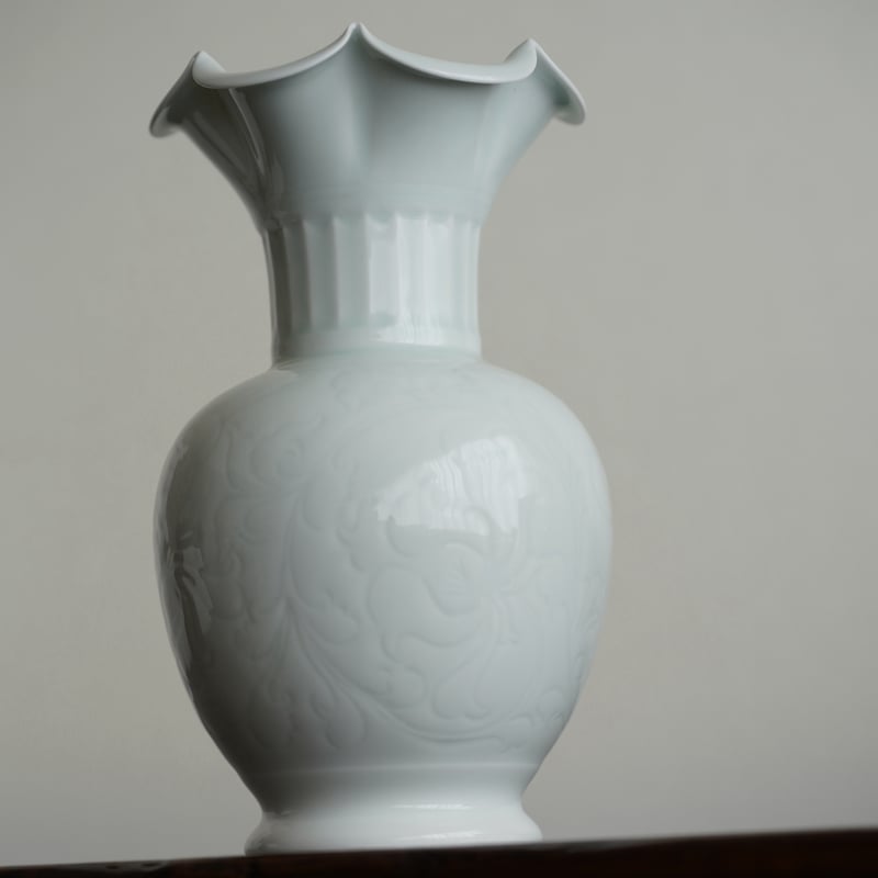 青白磁花瓶 PW034 | Looking For 物色