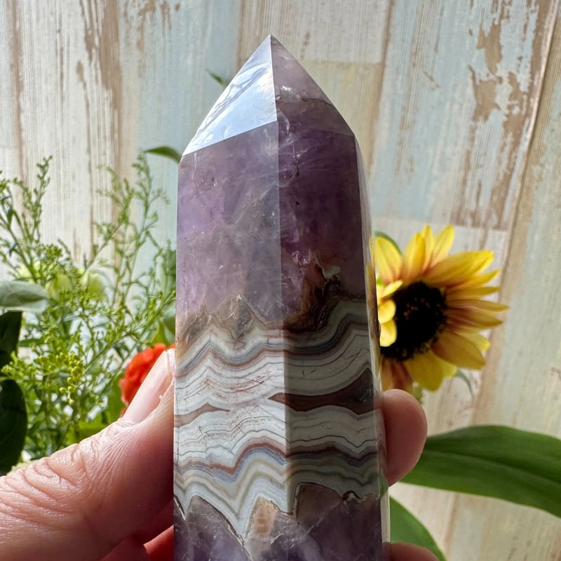 🌟虹の応援団：アメジストと瑪瑙の共生タワー 🌈💜 | Studio Kururi