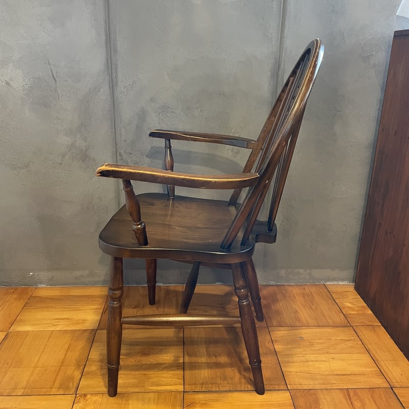 古い椅子 イギリス製 ウィンザーチェア アームチェア 木製 イス 古道具