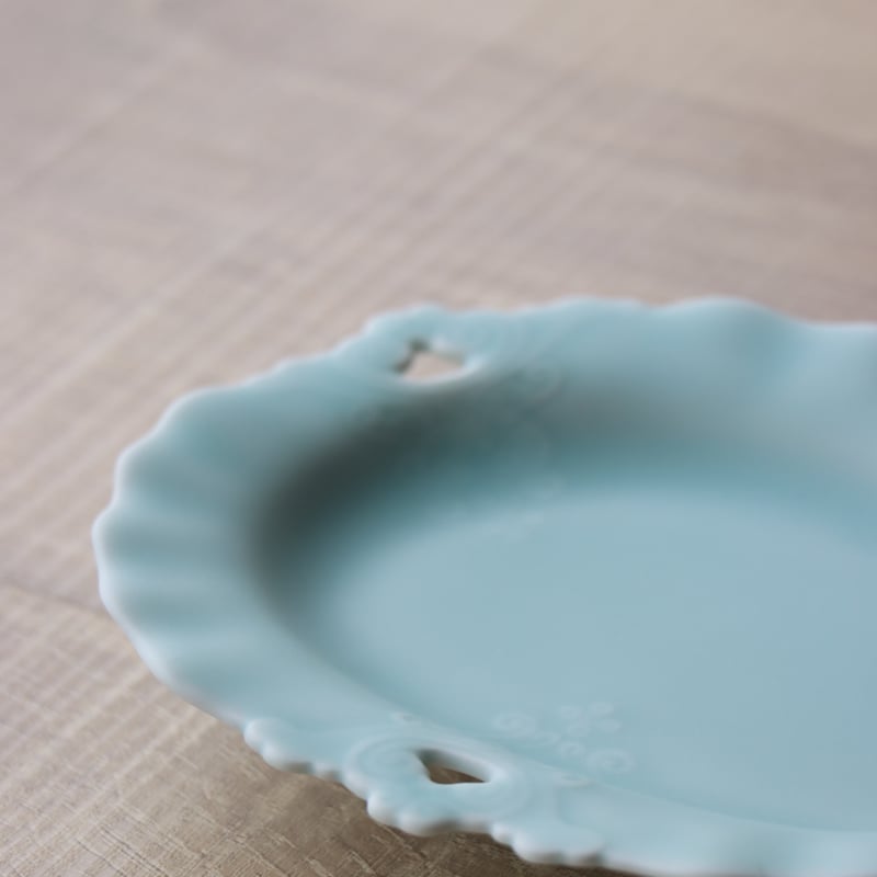 畑萬陶苑 モイスト青磁 三ツ穴 銘々皿 | 和食器通販 有田焼 山忠