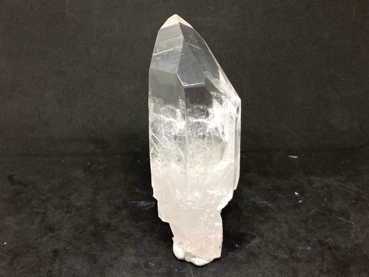 超絶美麗透明感！】ゼガ・デ・ソウザ鉱山産水晶・特大単結晶【⑦103