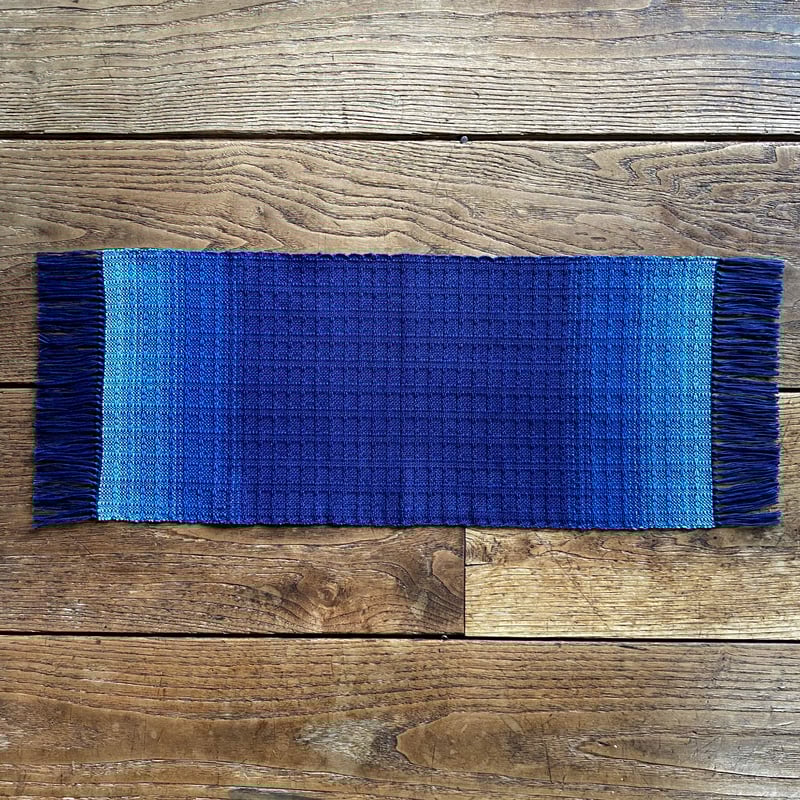 藍染 花風通織 テーブルセンター(小) グラデーション （a-3-2） | 出