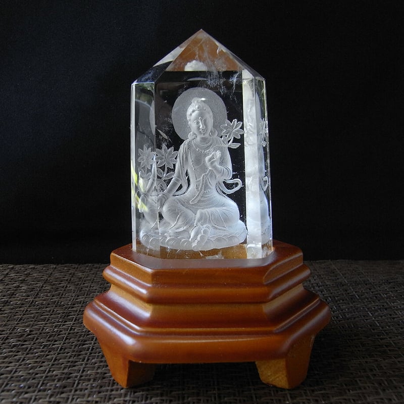 天然石水晶の観音様 置物 彫物NO.021401 天然石水晶の観音様 置物 彫物