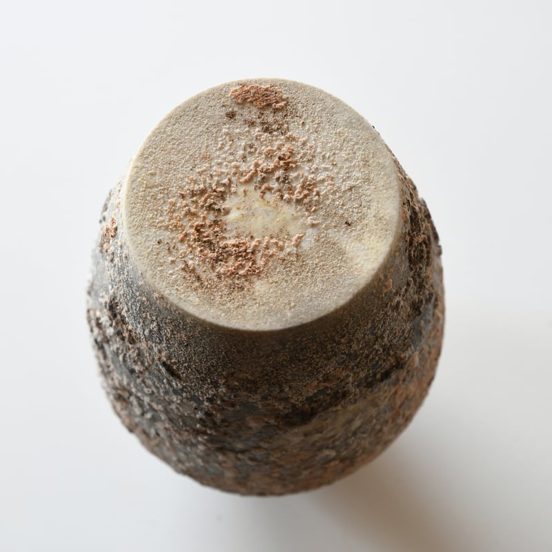 松本治幸：白磁窯変花器 /A40-2 | 市之倉さかづき美術館 ギャラリー宙