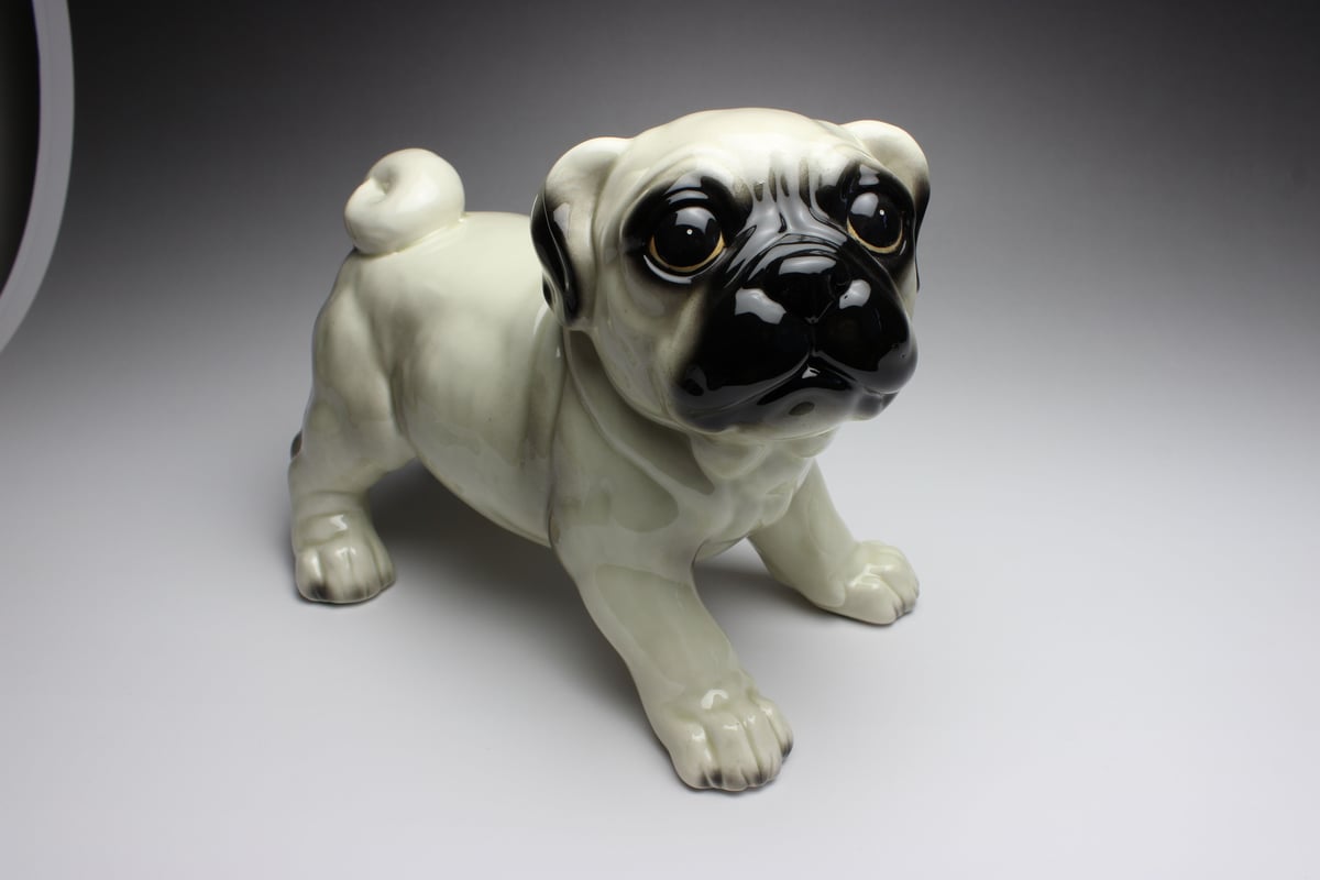 陶器犬置物 パグ パピー(仔犬) シルバーフォーン | Haniibaaz