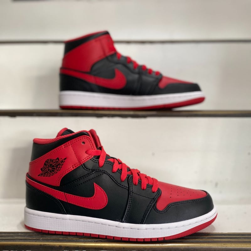 NIKE ナイキ AIR JORDAN1 MID エアジョーダン1 ミッド 黒赤 ブルズ